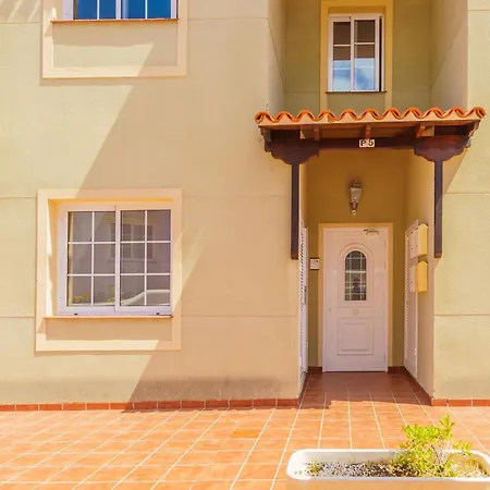 2br - Mountain Views Terrace And Parking Casa vacanze *