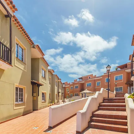 2br - Mountain Views Terrace And Parking